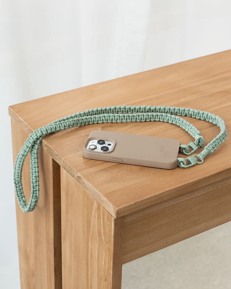 Handykette geflochten iPhone 13 Taupe Braun & Jade