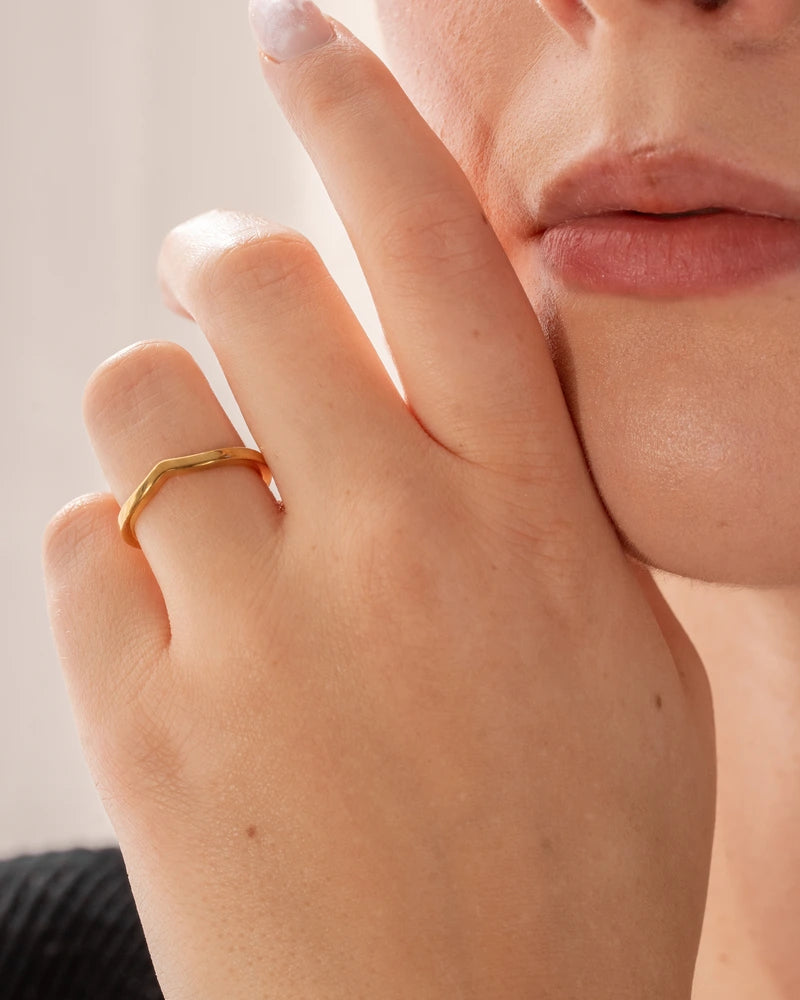 Pointed Ring 18K Gold