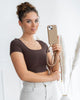 collier iPhone 15 Pro Max taupe marron