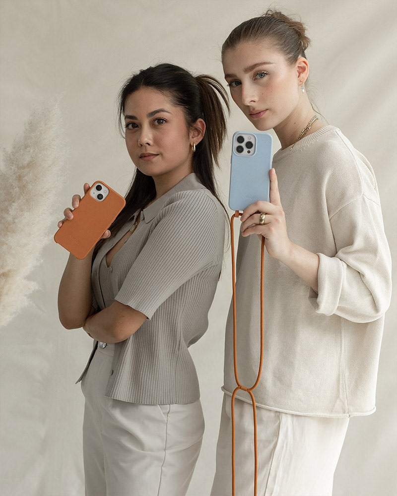 Coque avec cordon iPhone 13 Pro rouille orange